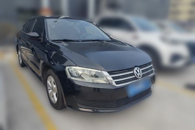 Used Volkswagen Lavida 2013 Revised Classic 1.6L Automatic Fashion Edition Front Right 45 Deg