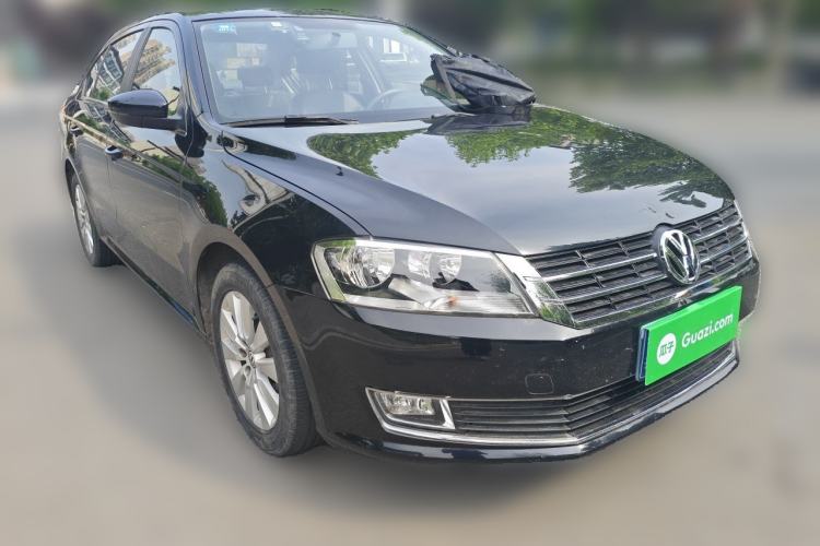 Used Volkswagen Lavida 2013 1.6L Manual Comfort Edition Front Right 45 Deg
