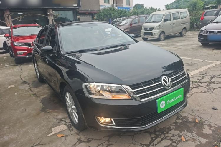 Used Volkswagen Lavida 2013 Restyled Classic 1.6L Automatic Comfort Edition Front Right 45 Deg