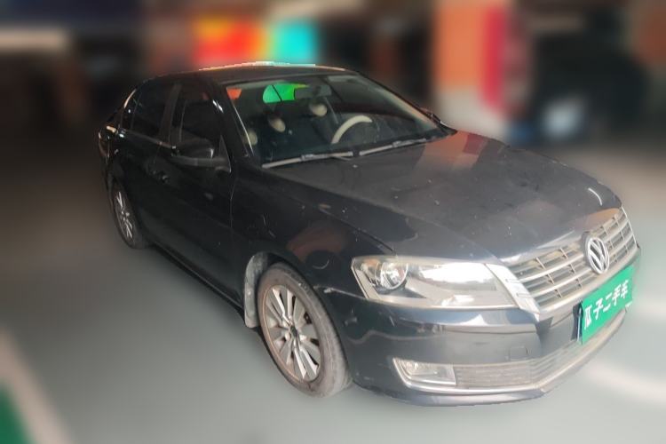 Used Volkswagen Lavida 2013 1.6L Automatic Comfort Edition Front Right 45 Deg