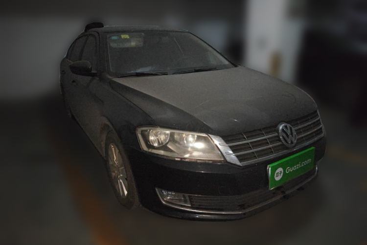 Used Volkswagen Lavida 2013 1.6L Manual Comfort Edition Front Right 45 Deg