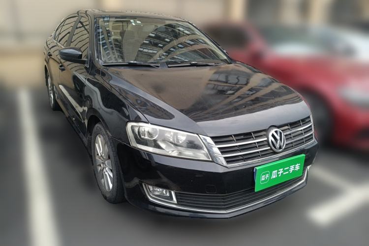 Used Volkswagen Lavida 2013 Revised Version 1.4 TSI DSG Comfort Edition Front Right 45 Deg
