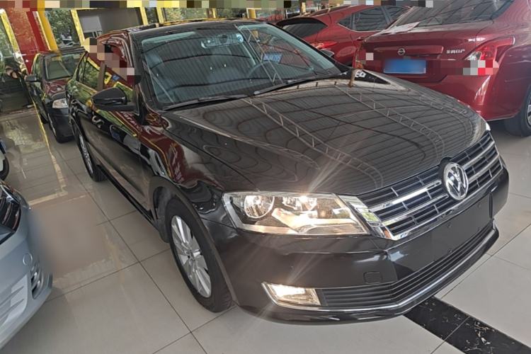 Used Volkswagen Lavida 2013 Restyled Classic 1.6L Automatic Comfort Edition Front Right 45 Deg