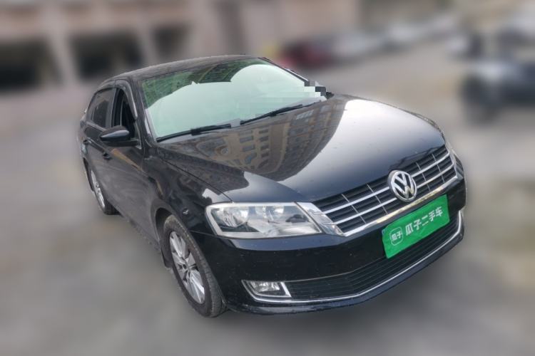 Used Volkswagen Lavida 2013 Restyled Classic 1.6L Manual Comfort Edition Front Right 45 Deg