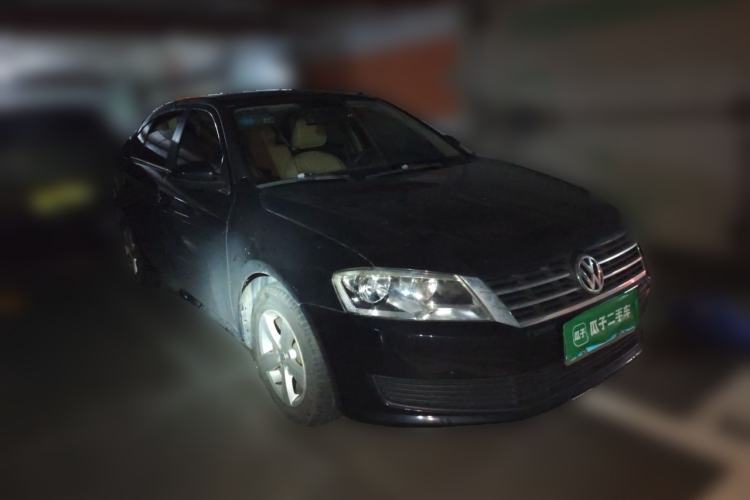 Used Volkswagen Lavida 2013 Revised Classic 1.6L Automatic Fashion Edition Front Right 45 Deg