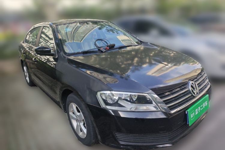 Used Volkswagen Lavida 2013 Revised Classic 1.6L Automatic Fashion Edition Front Right 45 Deg