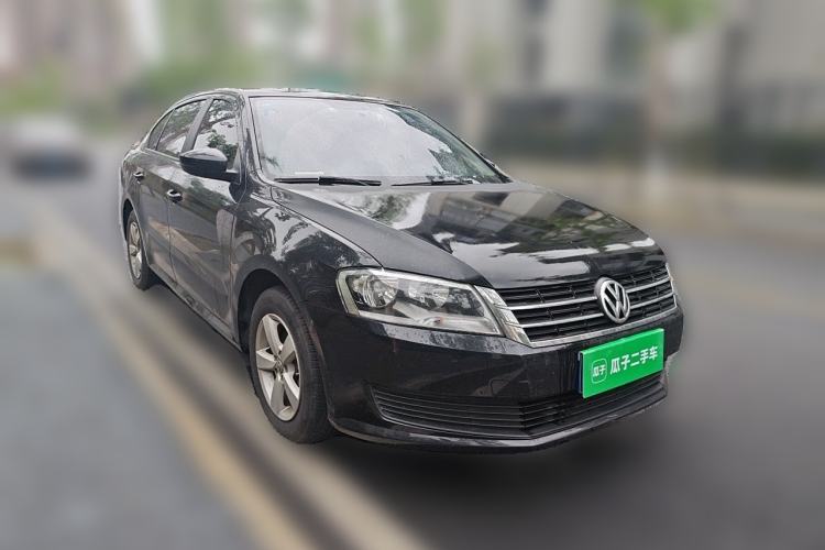 Used Volkswagen Lavida 2013 Revised Classic 1.6L Manual Fashion Edition Front Right 45 Deg