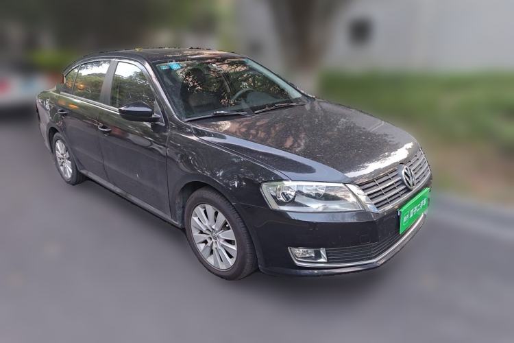 Used Volkswagen Lavida 2013 Restyled Classic 1.6L Automatic Comfort Edition Front Right 45 Deg