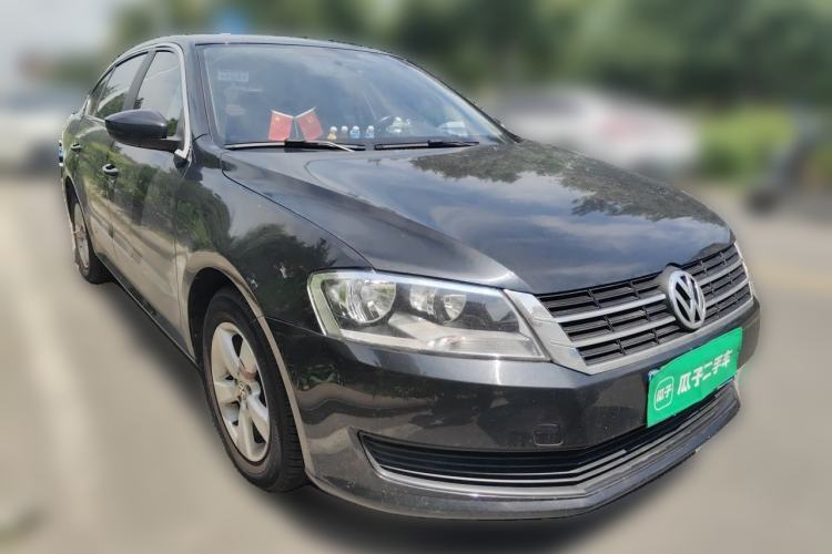Used Volkswagen Lavida 2013 Revised Classic 1.6L Manual Fashion Edition Front Right 45 Deg