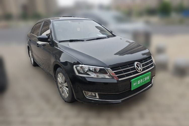 Used Volkswagen Lavida 2013 Revised Version 1.4 TSI DSG Comfort Edition Front Right 45 Deg