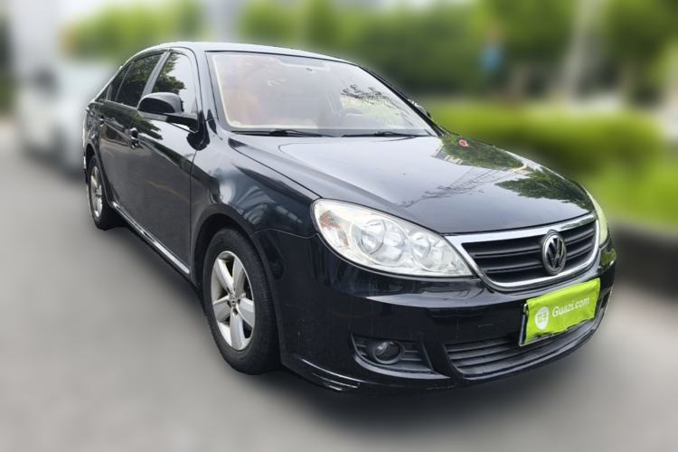 Used Volkswagen Lavida 2013 Classic 1.6L Manual Fashion Edition Front Right 45 Deg