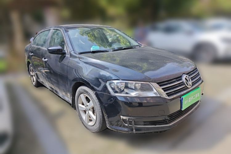 Used Volkswagen Lavida 2013 1.6L Manual Fashion Edition Front Right 45 Deg