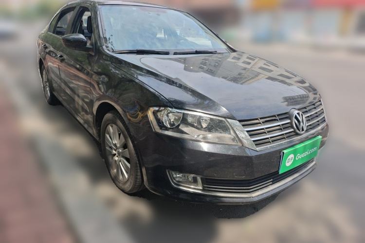 Used Volkswagen Lavida 2013 Restyled Classic 1.6L Automatic Comfort Edition Front Right 45 Deg