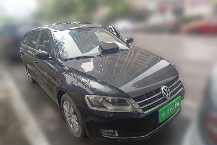 Used Volkswagen Lavida 2013 Restyled Classic 1.6L Automatic Comfort Edition Front Right 45 Deg