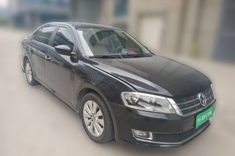 Used Volkswagen Lavida 2013 Restyled Classic 1.6L Automatic Comfort Edition Front Right 45 Deg