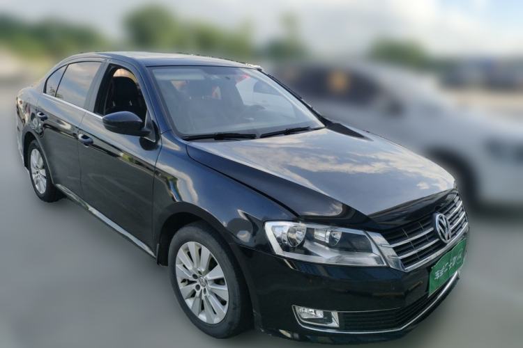 Used Volkswagen Lavida 2013 Restyled Classic 1.6L Automatic Comfort Edition Front Right 45 Deg