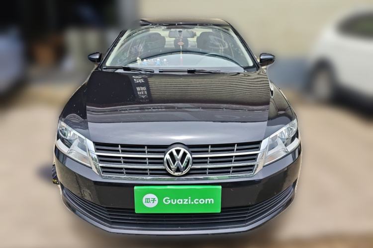 Used Volkswagen Lavida 2013 Revised Classic 1.6L Manual Fashion Edition Front