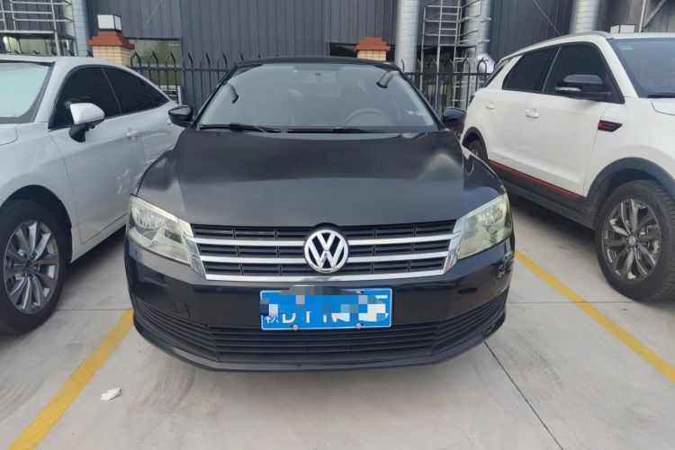 Used Volkswagen Lavida 2013 Revised Classic 1.6L Automatic Fashion Edition Front