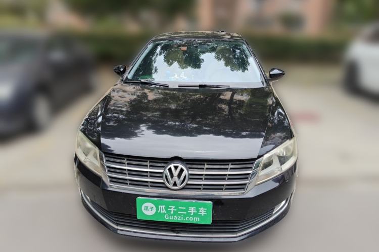 Used Volkswagen Lavida 2013 1.6L Manual Comfort Edition Front