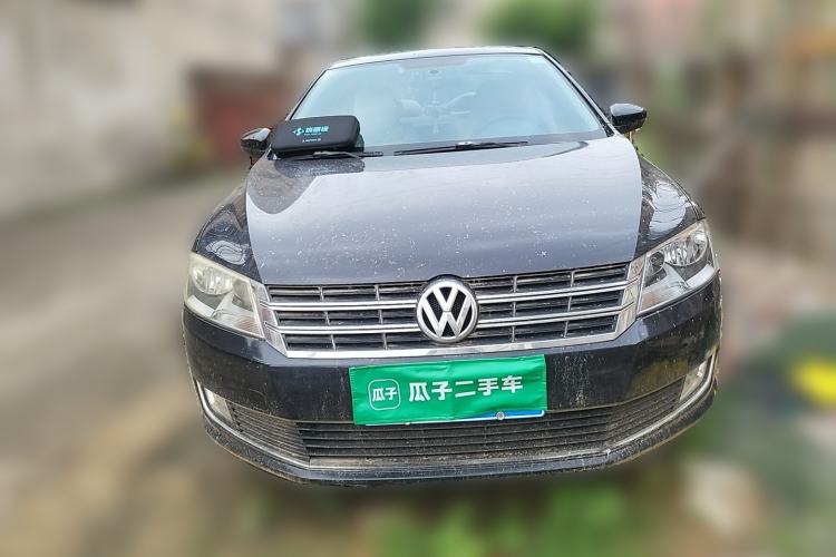Used Volkswagen Lavida 2013 Restyled Classic 1.6L Manual Comfort Edition Front