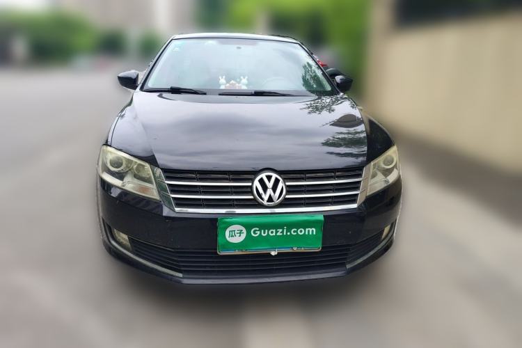 Used Volkswagen Lavida 2013 Revised Classic 1.6L Manual Fashion Edition Front