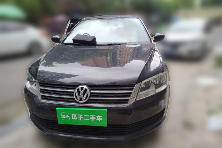 Used Volkswagen Lavida 2013 Revised Classic 1.6L Manual Fashion Edition Front