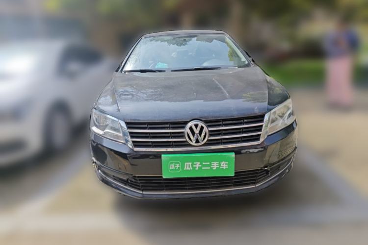 Used Volkswagen Lavida 2013 1.6L Manual Fashion Edition Front