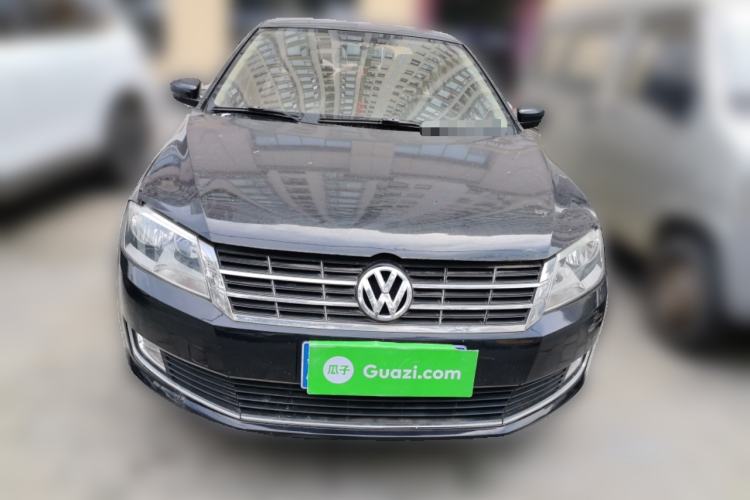 Used Volkswagen Lavida 2013 Restyled Classic 1.6L Manual Comfort Edition Front