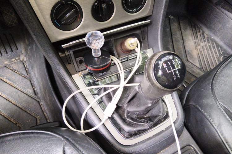 Used Volkswagen Lavida 2013 1.6L Manual Comfort Edition Gear Lever