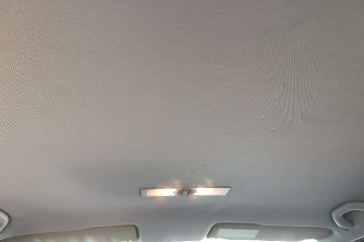 Used Volkswagen Lavida 2013 Revised Classic 1.6L Automatic Fashion Edition Headliner