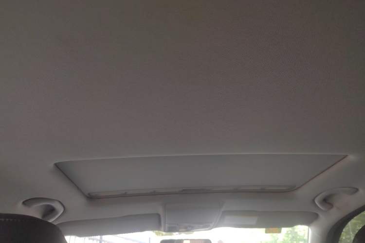 Used Volkswagen Lavida 2013 Restyled Classic 1.6L Manual Comfort Edition Headliner