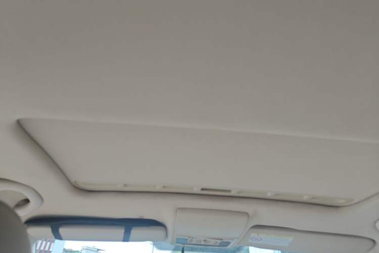 Used Volkswagen Lavida 2013 Restyled Classic 1.6L Automatic Comfort Edition Headliner