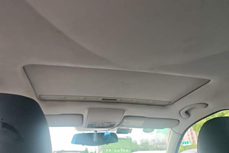 Used Volkswagen Lavida 2013 1.6L Manual Comfort Edition Headliner