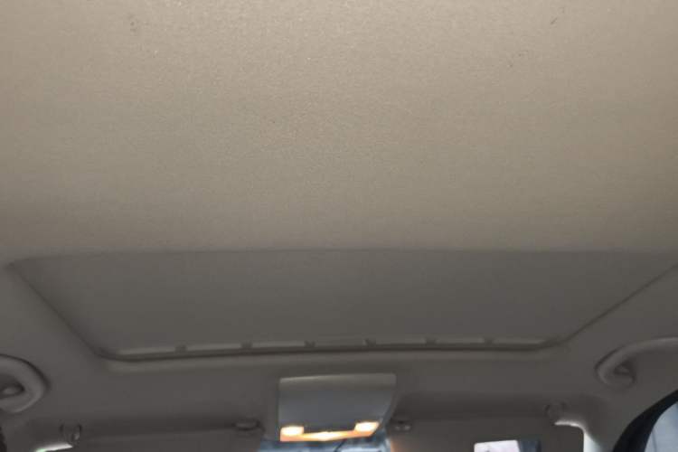 Used Volkswagen Lavida 2013 Restyled Classic 1.6L Manual Comfort Edition Headliner