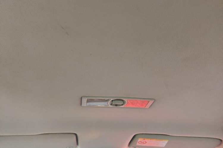 Used Volkswagen Lavida 2013 Classic 1.6L Automatic Fashion Edition Headliner