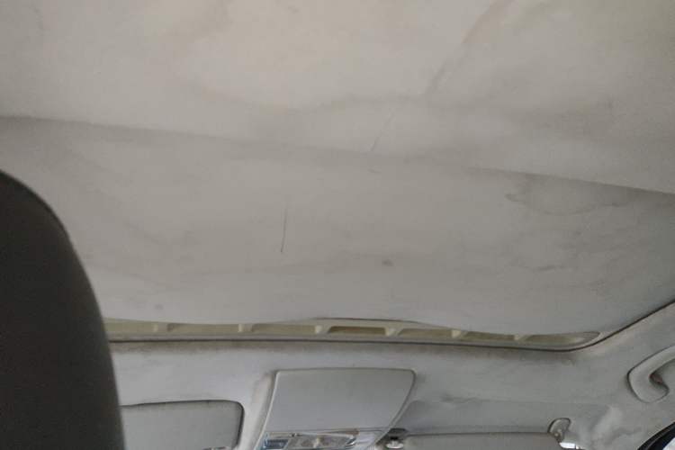 Used Volkswagen Lavida 2013 Restyled Classic 1.6L Automatic Comfort Edition Headliner