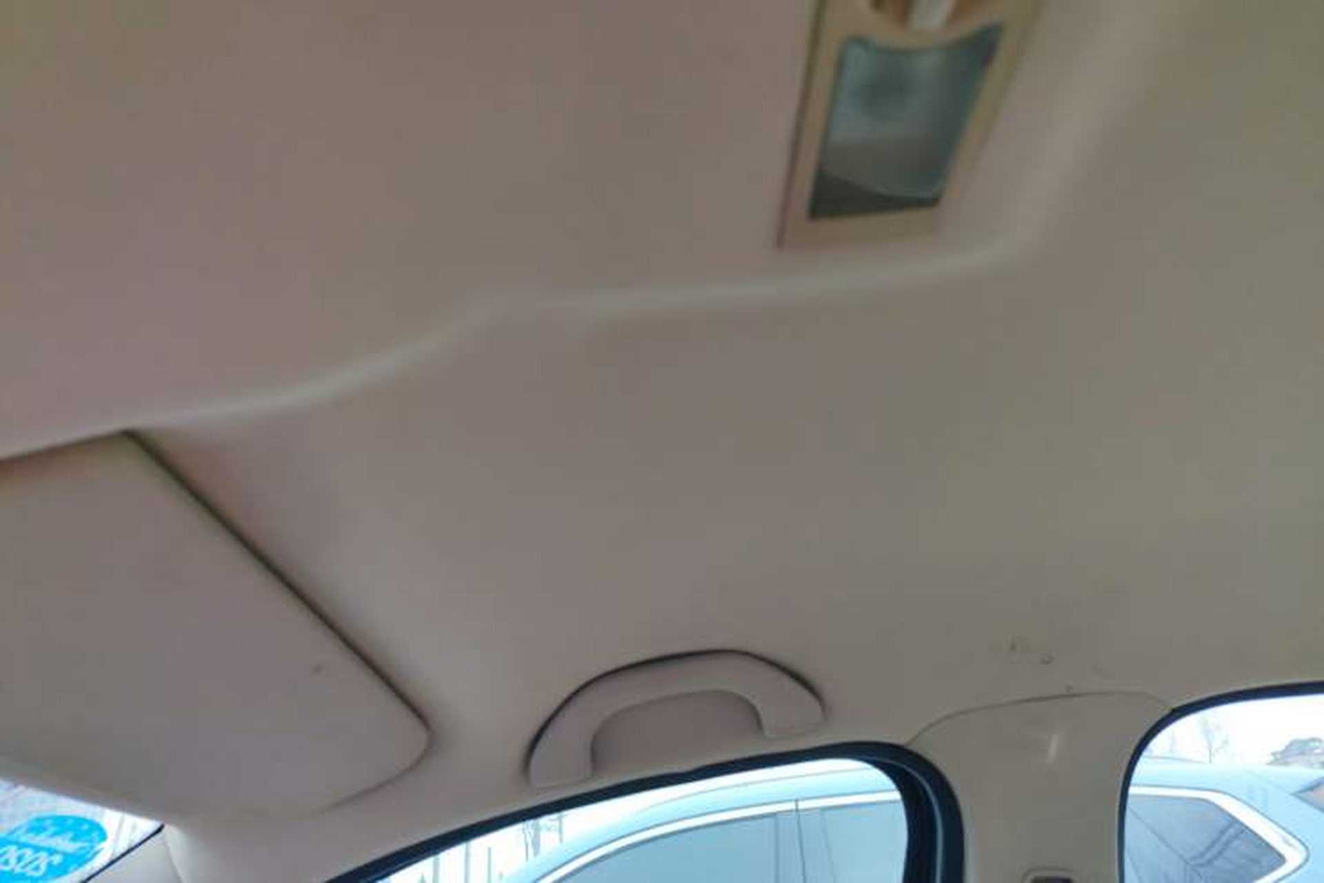 Used Volkswagen Lavida 2013 Classic 1.6L Manual Fashion Edition Headliner