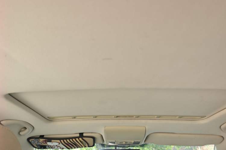 Used Volkswagen Lavida 2013 Restyled Classic 1.6L Manual Comfort Edition Headliner