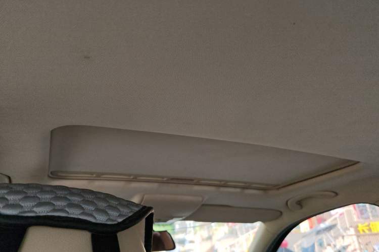 Used Volkswagen Lavida 2013 1.4TSI Manual Comfort Edition Headliner