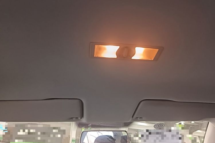 Used Volkswagen Lavida 2013 Revised Classic 1.6L Automatic Fashion Edition Headliner