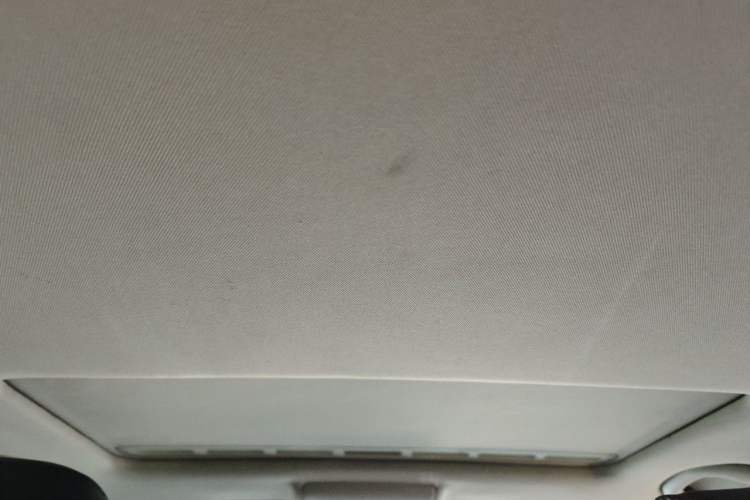 Used Volkswagen Lavida 2013 Restyled Classic 1.6L Automatic Comfort Edition Headliner