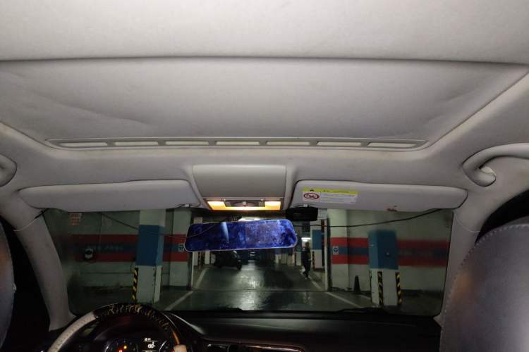 Used Volkswagen Lavida 2013 1.4TSI Manual Comfort Edition Headliner