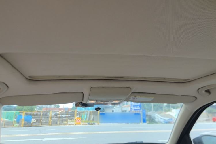 Used Volkswagen Lavida 2013 Restyled Classic 1.6L Manual Comfort Edition Headliner