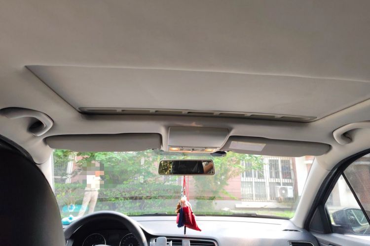 Used Volkswagen Lavida 2013 Restyled Classic 1.6L Automatic Comfort Edition Headliner