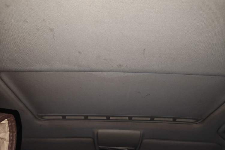 Used Volkswagen Lavida 2013 Restyled Classic 1.6L Manual Comfort Edition Headliner