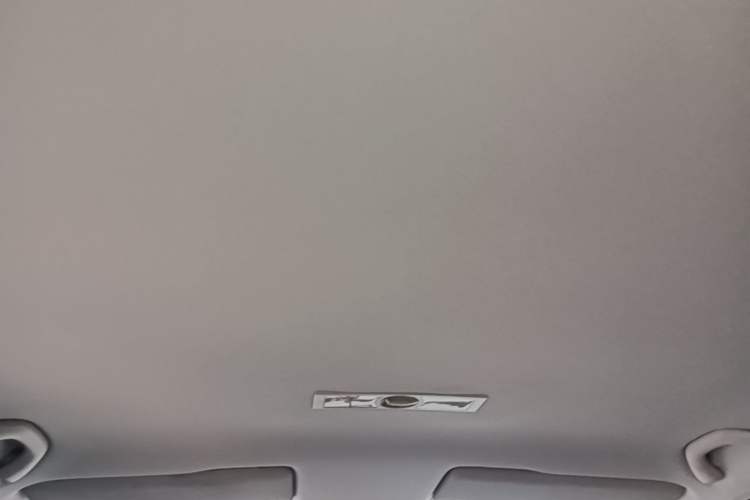 Used Volkswagen Lavida 2013 1.6L Manual Fashion Edition Headliner
