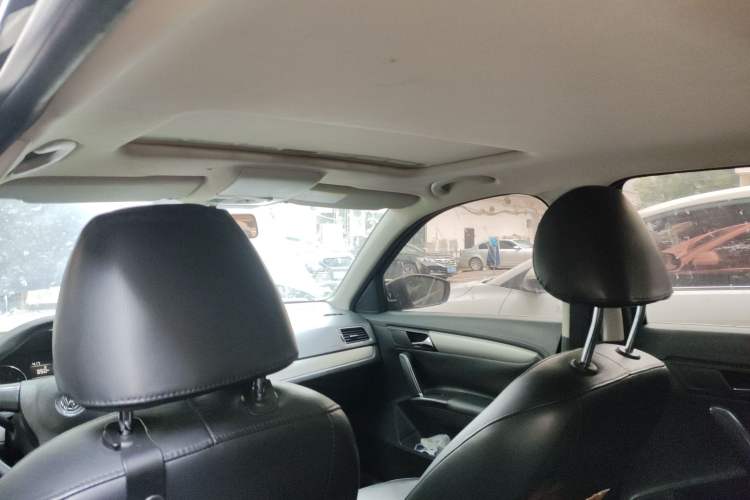 Used Volkswagen Lavida 2013 Restyled Classic 1.6L Manual Comfort Edition Headliner