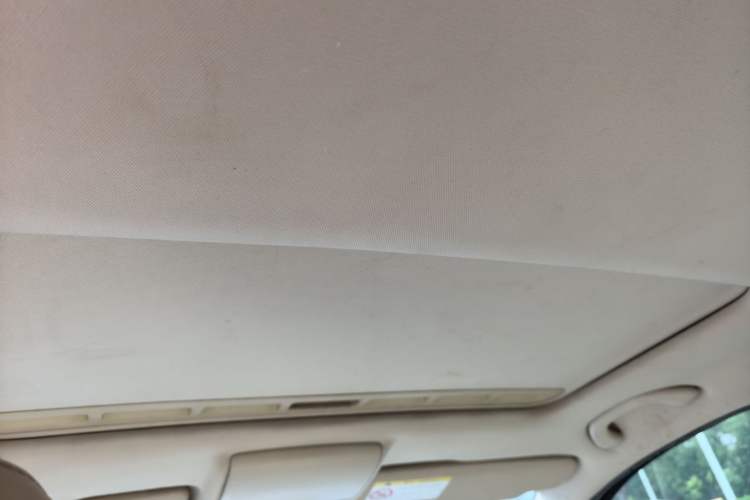 Used Volkswagen Lavida 2013 1.6L Automatic Comfort Edition Headliner