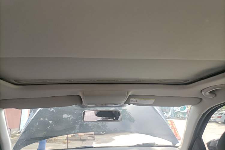 Used Volkswagen Lavida 2013 Restyled Classic 1.6L Manual Comfort Edition Headliner