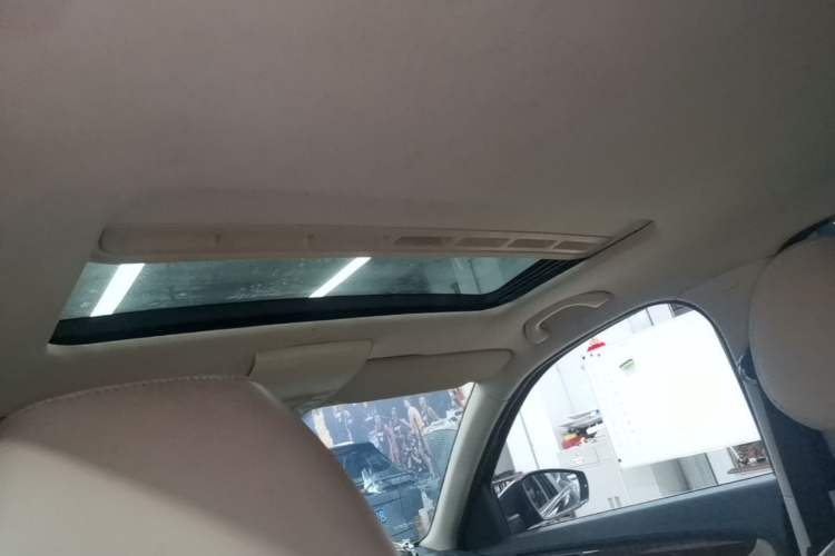 Used Volkswagen Lavida 2013 Revised Version 1.4 TSI DSG Comfort Edition Headliner